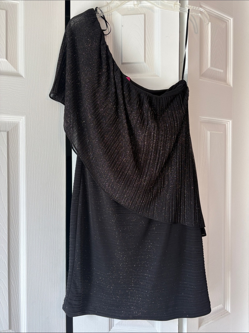 Morgan & Co. Black One-Shoulder Sparkle Layered Dress